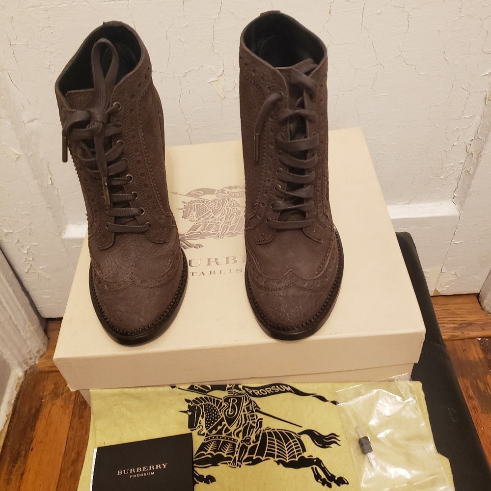 Burberry Brogue Gairloch Ankle Booties - Picture 5 of 8